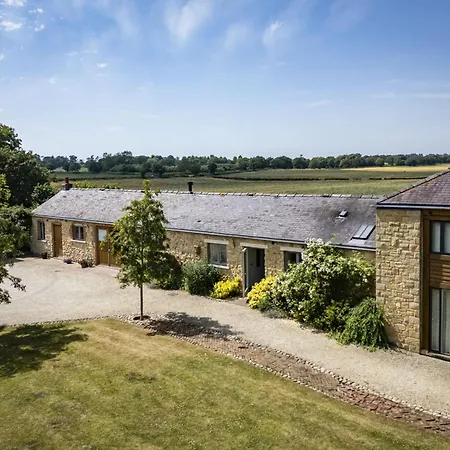 Terrace Barn * Ripon